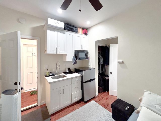 628 Waverley Street, Palo Alto, CA 94301