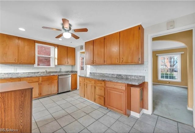 3946 Lansdale Road, University Heights, OH 44118