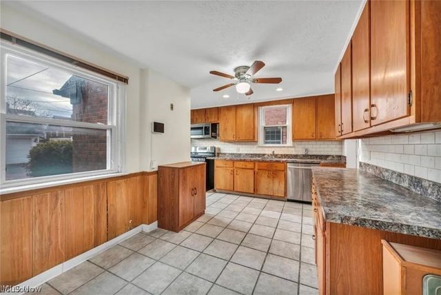 3946 Lansdale Road, University Heights, OH 44118