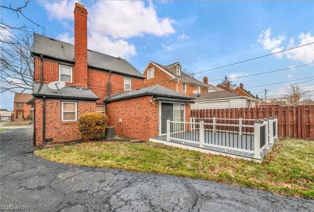 3946 Lansdale Road, University Heights, OH 44118