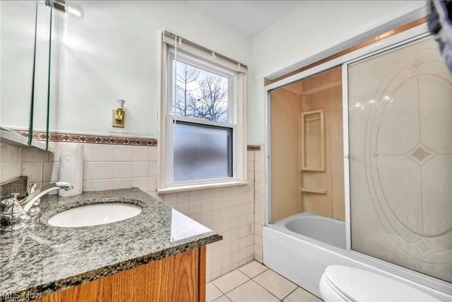 3946 Lansdale Road, University Heights, OH 44118