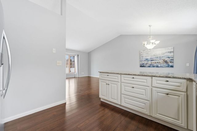 4093 Vermont Avenue, Eagan, MN 55123