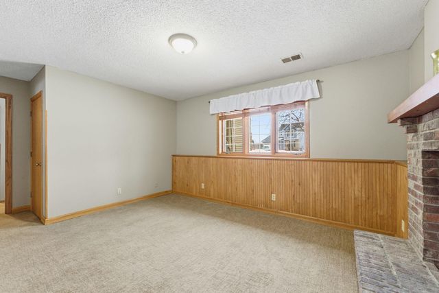 4093 Vermont Avenue, Eagan, MN 55123