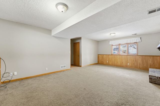 4093 Vermont Avenue, Eagan, MN 55123