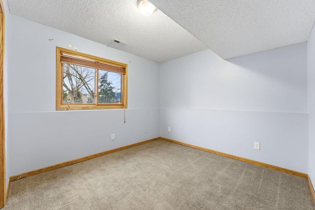 4093 Vermont Avenue, Eagan, MN 55123