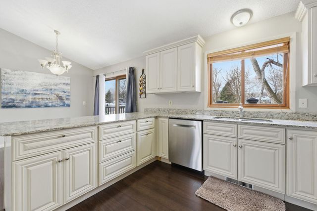 4093 Vermont Avenue, Eagan, MN 55123