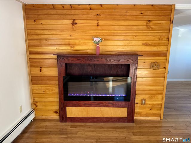 11 Blumenthal Drive, Montville, CT 06382