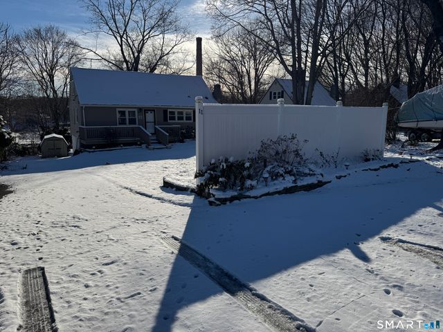 11 Blumenthal Drive, Montville, CT 06382