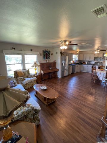 402 County Road 574, Castroville, TX 78009