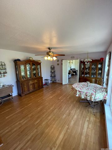 402 County Road 574, Castroville, TX 78009