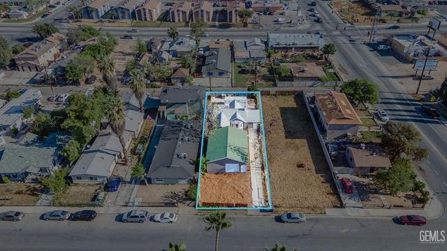 1322 Quincy Street, Bakersfield, CA 93305