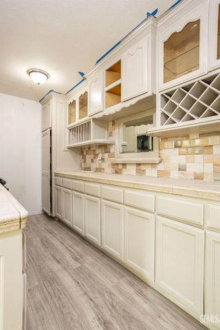 1322 Quincy Street, Bakersfield, CA 93305