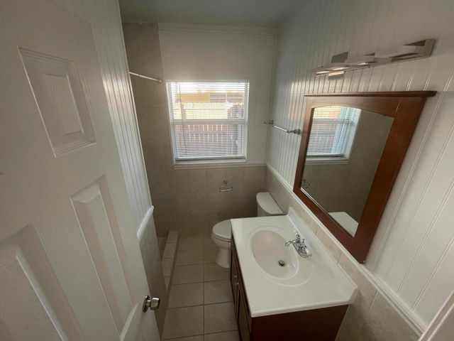 1021 N Victoria Park Road 3, Fort Lauderdale, FL 33304