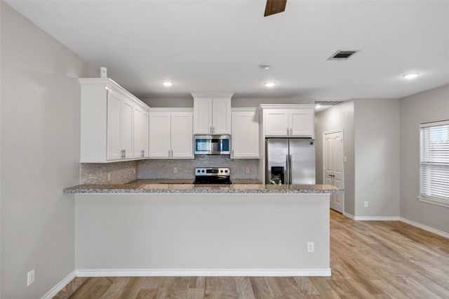 16928 Kempwood, Montgomery, TX 77316