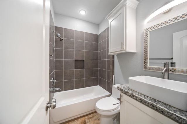 16928 Kempwood, Montgomery, TX 77316