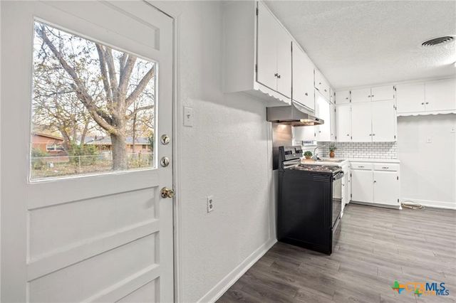 1913 S 19th Street, Temple, TX 76504