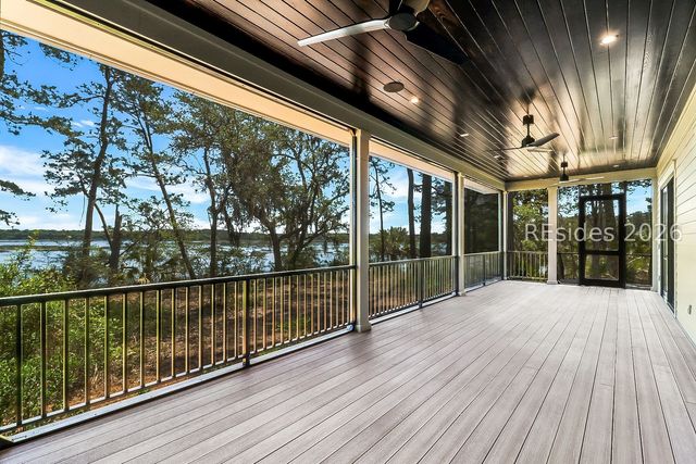6 Dolphin Lndg, Okatie, SC 29909