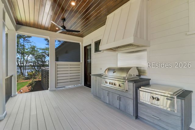 6 Dolphin Lndg, Okatie, SC 29909