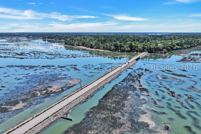 6 Dolphin Lndg, Okatie, SC 29909