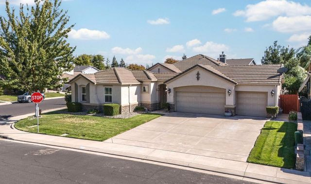 190 Kentucky Ct, Manteca, CA 95337