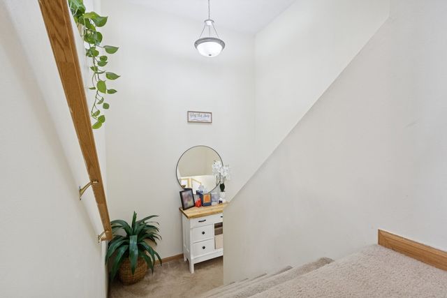 145 Penny Lane 1, Sycamore, IL 60178