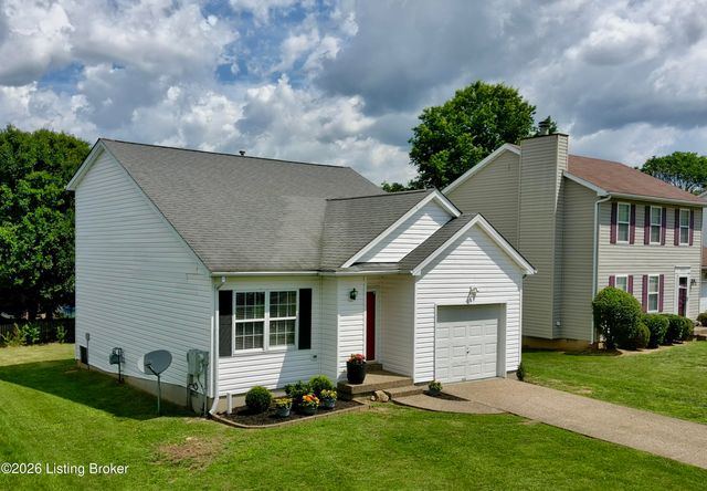 10513 Bayport Rd, Louisville, KY 40299