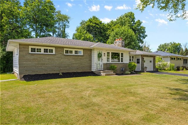 33 West Crest Drive, Gates, NY 14606