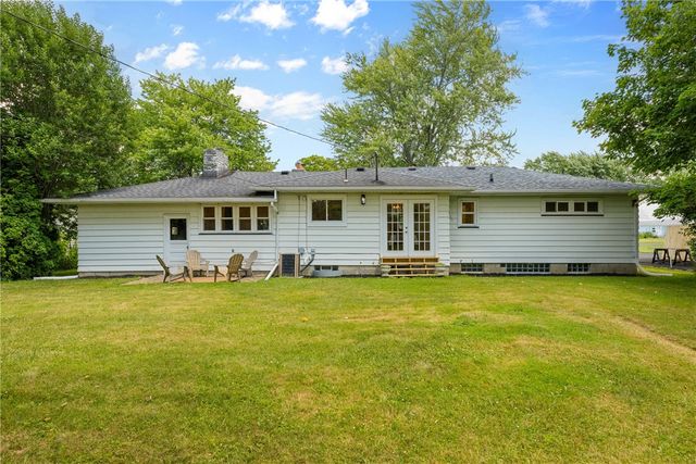 33 West Crest Drive, Gates, NY 14606