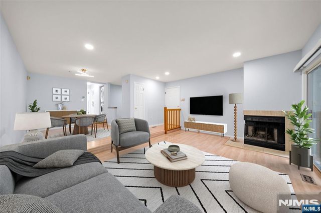 531 Windsor Drive, Palisades Park, NJ 07650