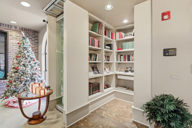 1803 Broadway Apt 519, Nashville, TN 37203