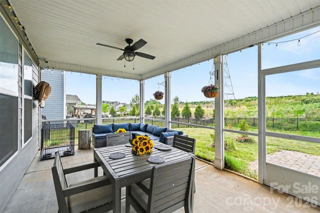2843 Shumard Drive, Gastonia, NC 28054