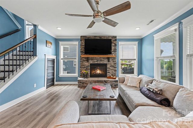 2843 Shumard Drive, Gastonia, NC 28054