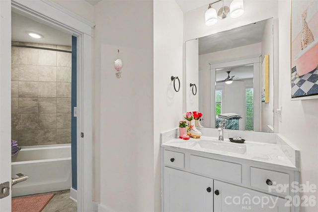 2843 Shumard Drive, Gastonia, NC 28054