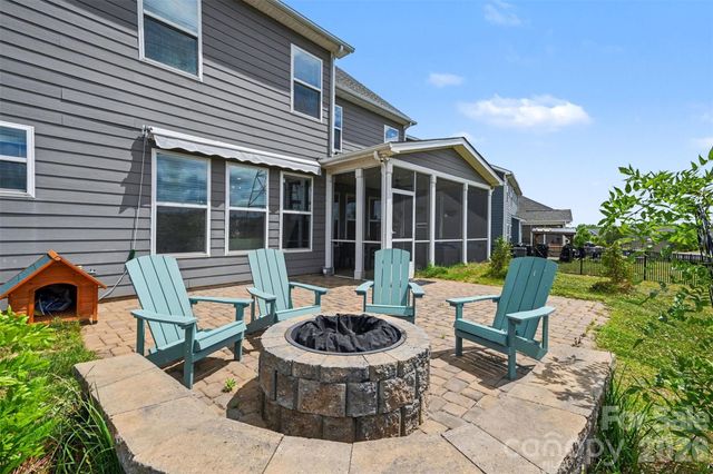 2843 Shumard Drive, Gastonia, NC 28054