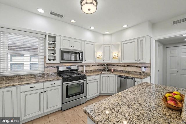 13 N HAVERFORD AVE, Margate City, NJ 08402