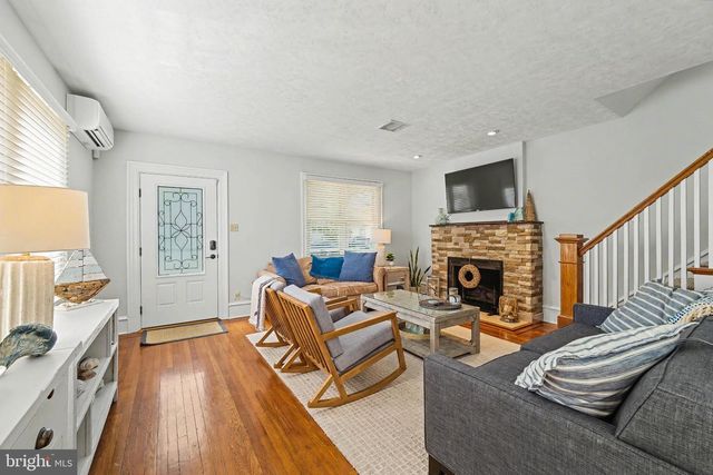 13 N HAVERFORD AVE, Margate City, NJ 08402