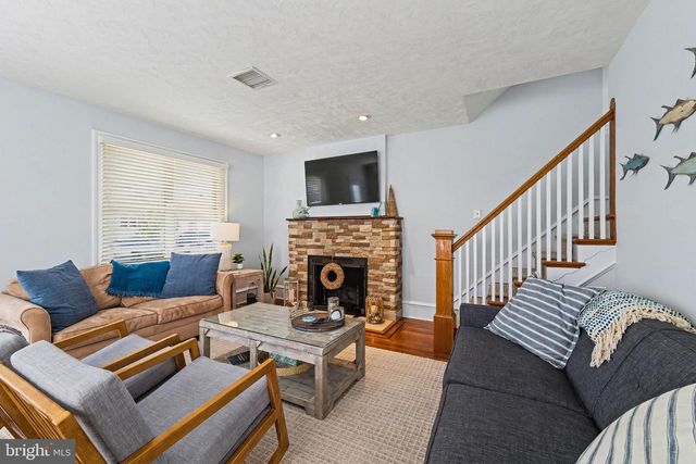 13 N HAVERFORD AVE, Margate City, NJ 08402