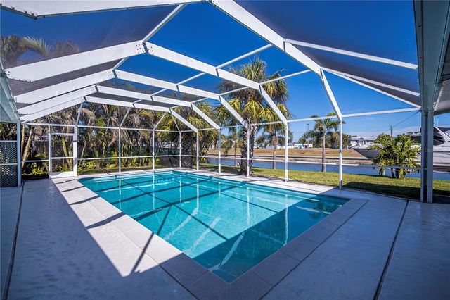 125 OTT CIRCLE, Port Charlotte, FL 33952