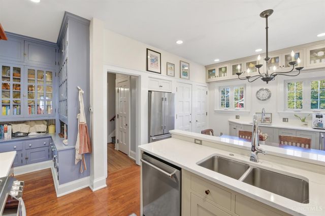 3059 Lischer Avenue, Cincinnati, OH 45211