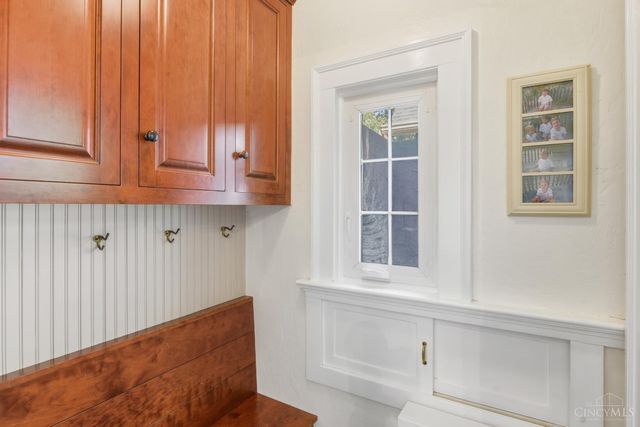 3059 Lischer Avenue, Cincinnati, OH 45211