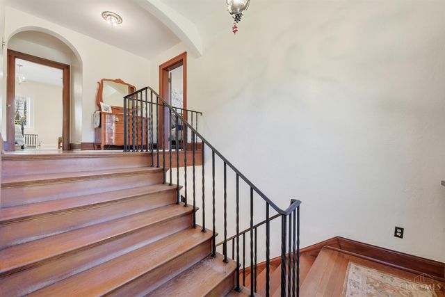 3059 Lischer Avenue, Cincinnati, OH 45211