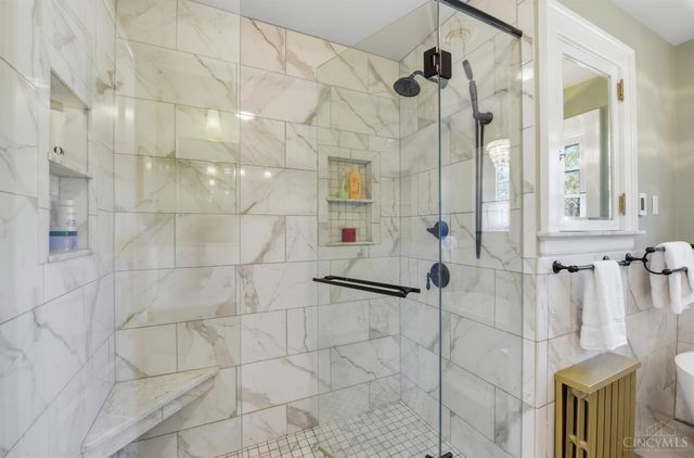 3059 Lischer Avenue, Cincinnati, OH 45211