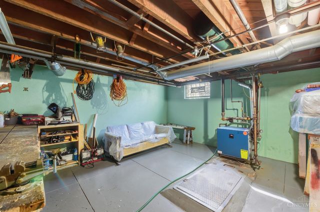 3059 Lischer Avenue, Cincinnati, OH 45211