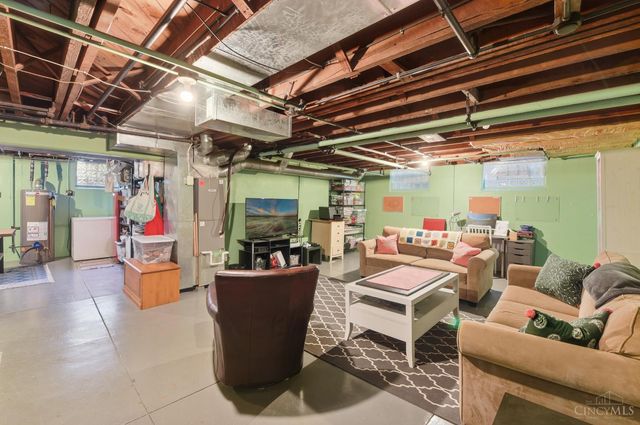 3059 Lischer Avenue, Cincinnati, OH 45211