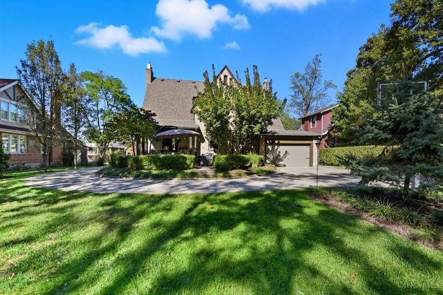 3059 Lischer Avenue, Cincinnati, OH 45211