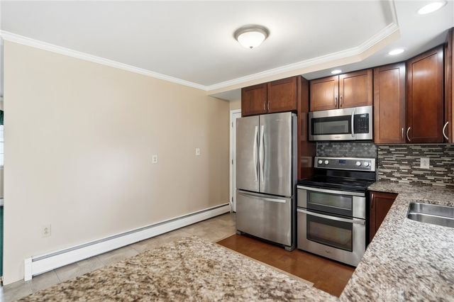 201 N Henry Street, New Carlisle, OH 45344