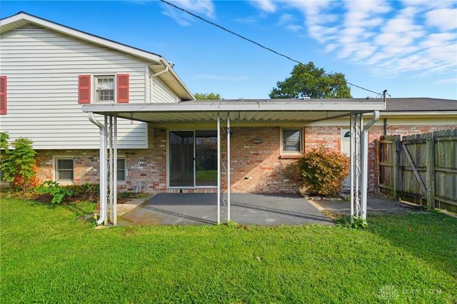 201 N Henry Street, New Carlisle, OH 45344