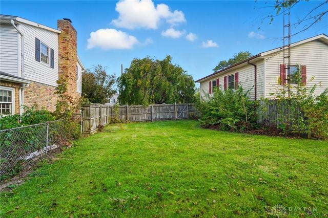 201 N Henry Street, New Carlisle, OH 45344