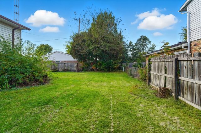 201 N Henry Street, New Carlisle, OH 45344