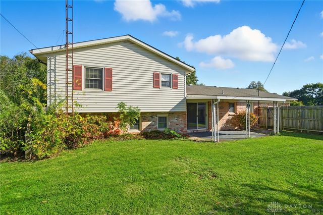 201 N Henry Street, New Carlisle, OH 45344